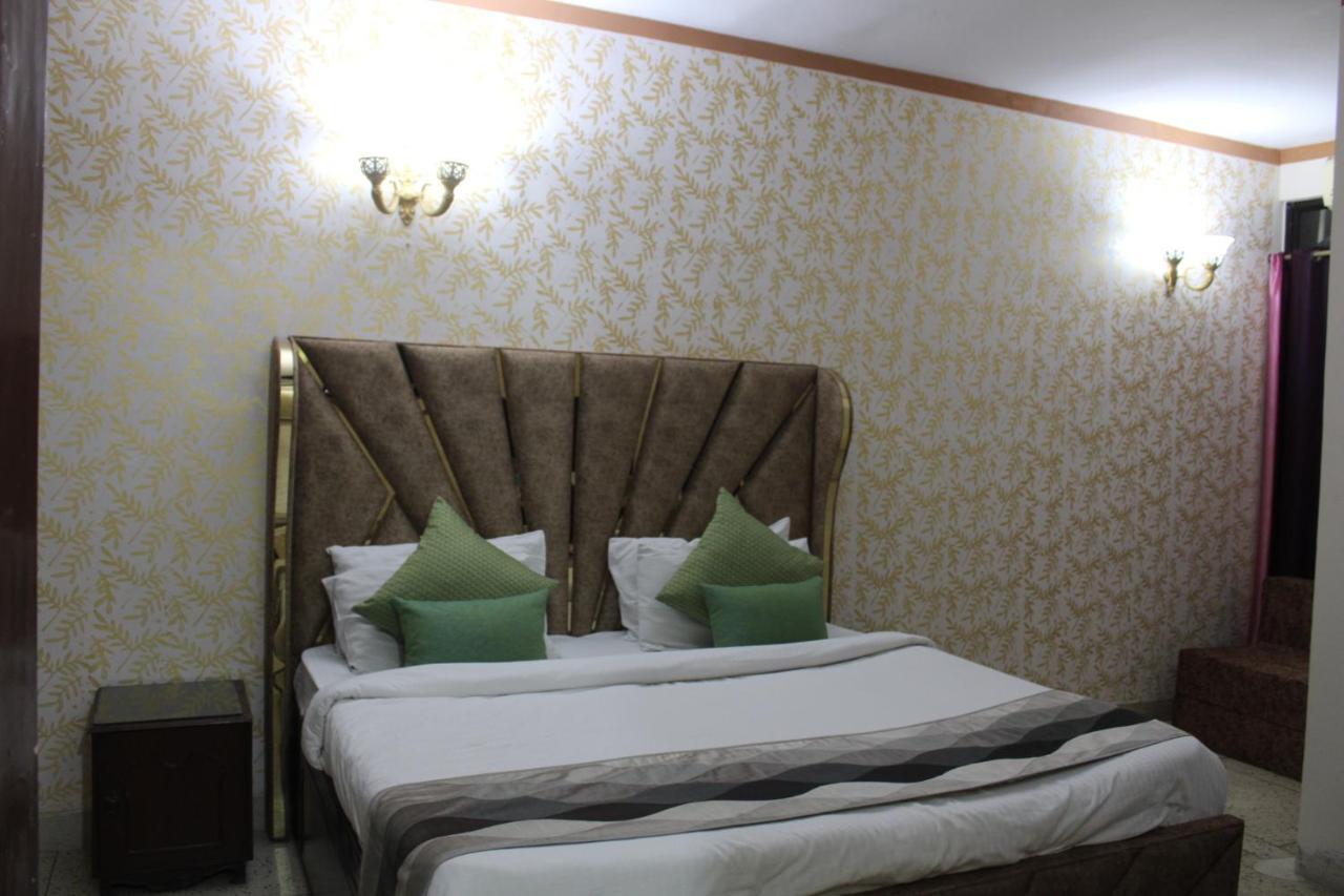 Awasthi Kozi Stays B&B - Closest To Vfs Нью-Дели Экстерьер фото