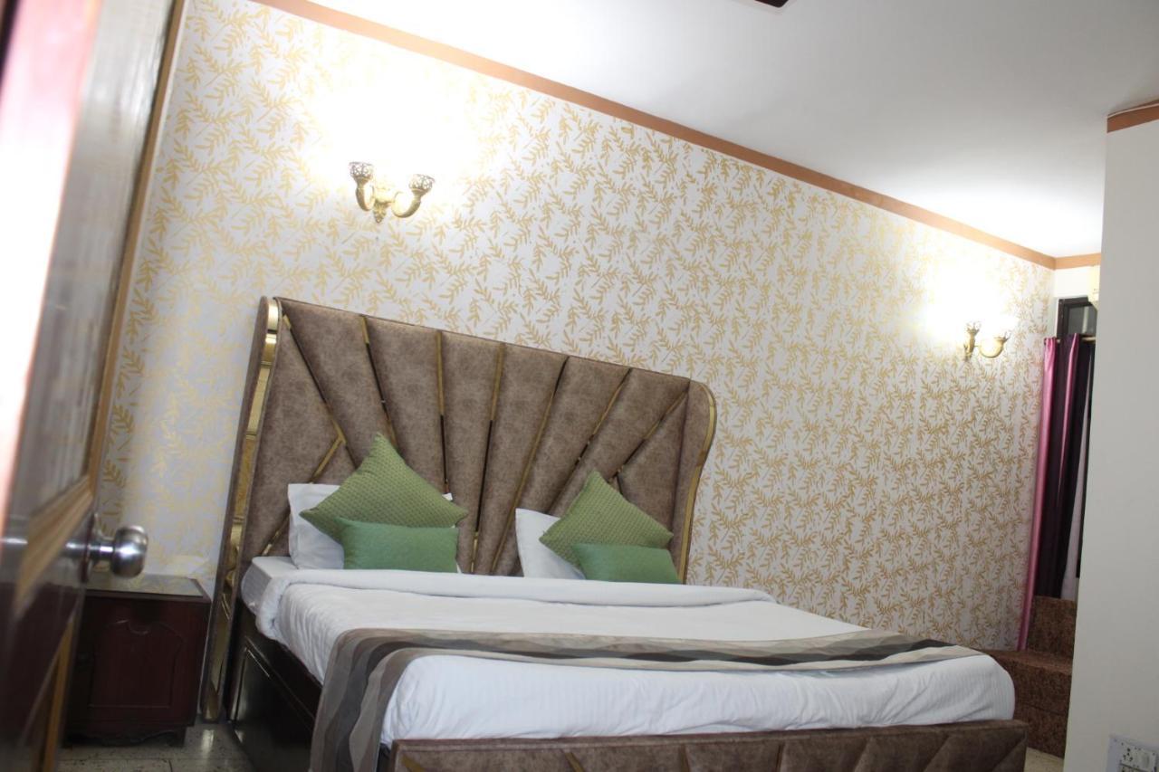 Awasthi Kozi Stays B&B - Closest To Vfs Нью-Дели Экстерьер фото