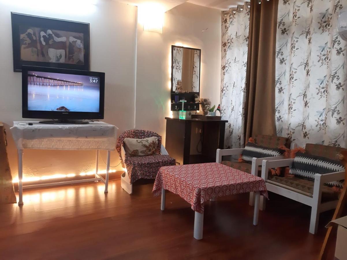 Awasthi Kozi Stays B&B - Closest To Vfs Нью-Дели Экстерьер фото