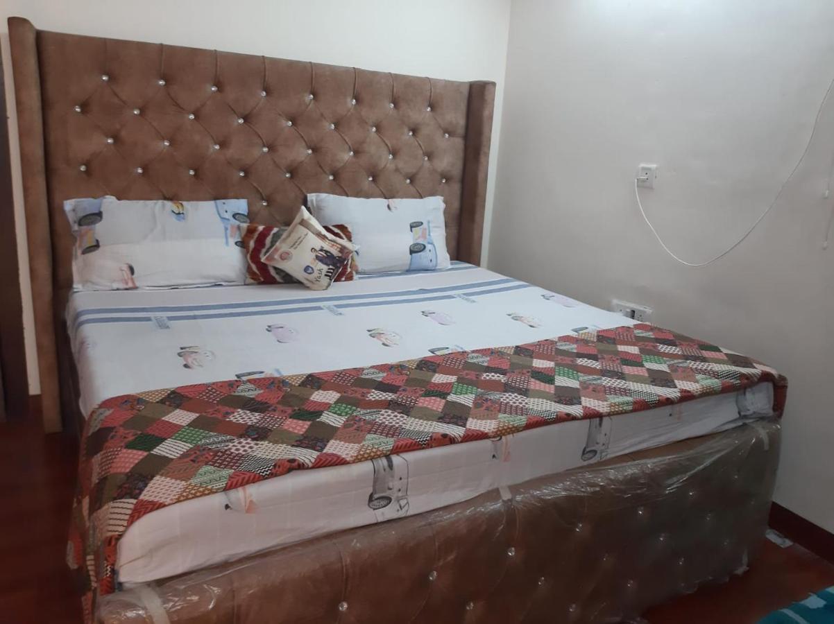 Awasthi Kozi Stays B&B - Closest To Vfs Нью-Дели Экстерьер фото